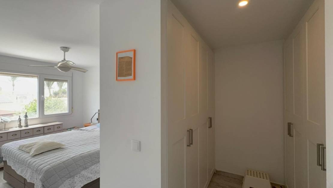Sale - Villa - Torrevieja - Torrevieja Centro