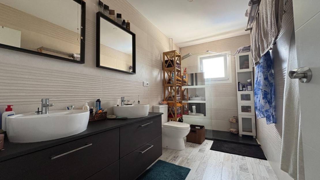 Sale - Villa - Torrevieja - Torrevieja Centro