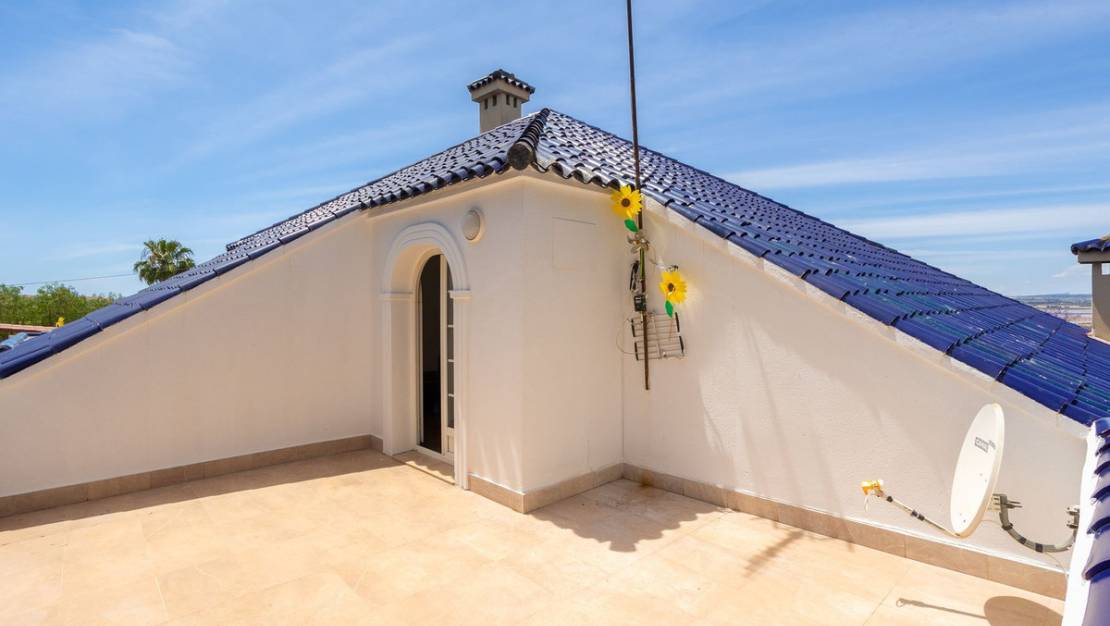 Sale - Villa - Torrevieja - Torrevieja Centro