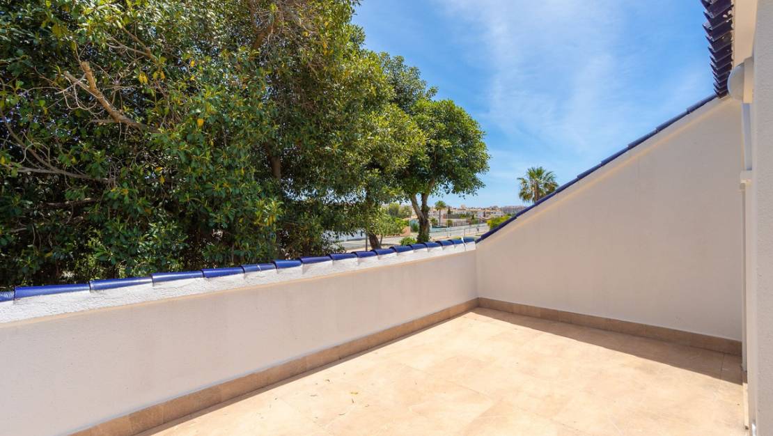 Sale - Villa - Torrevieja - Torrevieja Centro