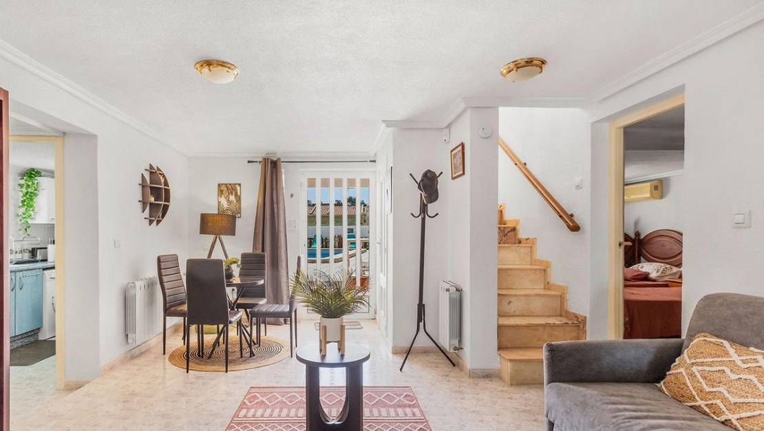 Sale - Villa - Torrevieja - Torrevieja Centro