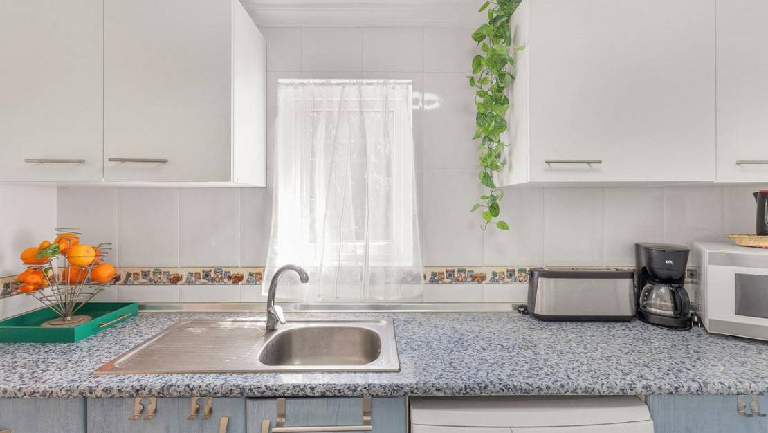 Sale - Villa - Torrevieja - Torrevieja Centro