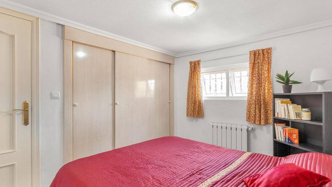 Sale - Villa - Torrevieja - Torrevieja Centro