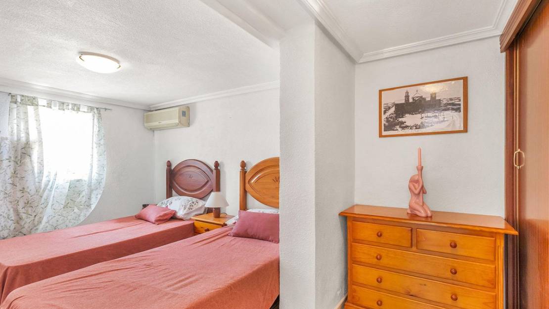 Sale - Villa - Torrevieja - Torrevieja Centro