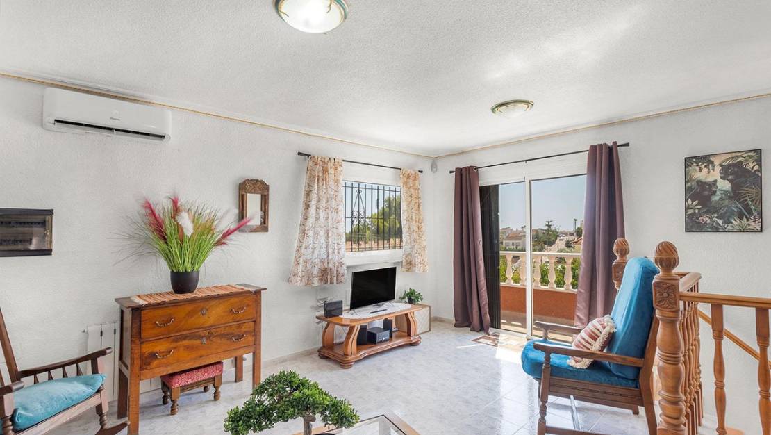 Sale - Villa - Torrevieja - Torrevieja Centro