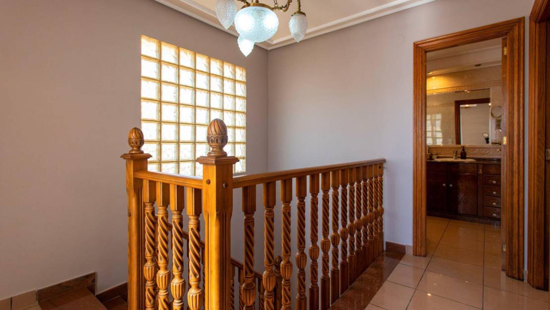 Sale - Villa - Torrevieja - Torrevieja Centro