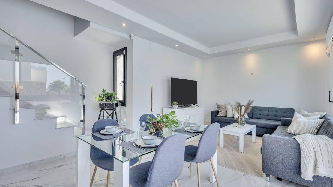 Sale - Villa - Torrevieja - Torrevieja Centro