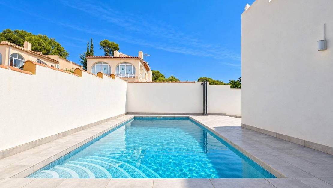 Sale - Villa - Torrevieja - Torrevieja Centro