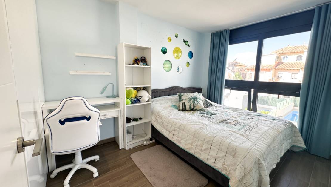 Sale - Villa - Torrevieja - Torrevieja Centro