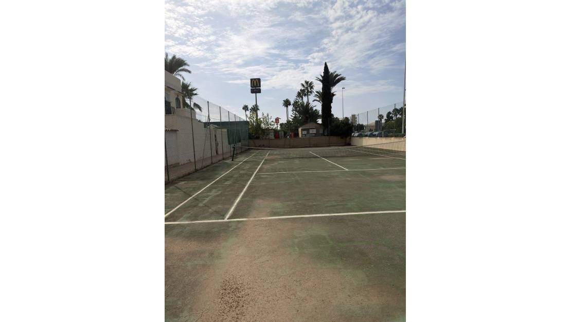 Sale - Villa - Torrevieja - Torrevieja Centro
