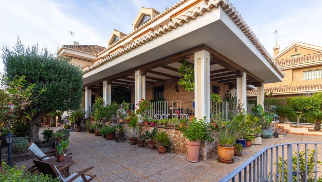 Sale - Villa - Torrevieja - Torrevieja Centro