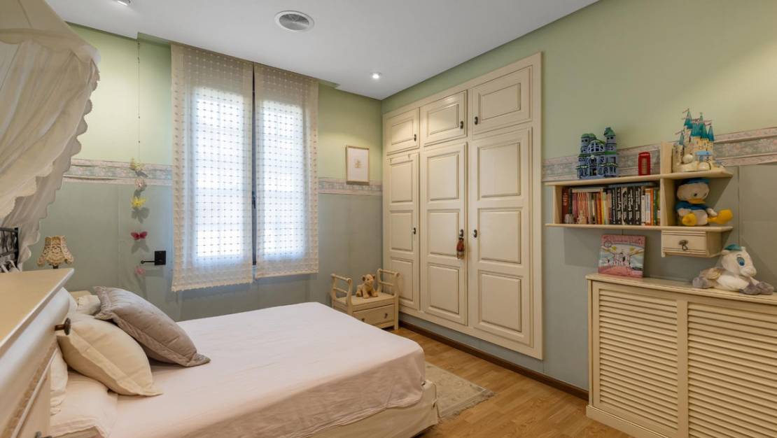 Sale - Villa - Torrevieja - Torrevieja Centro