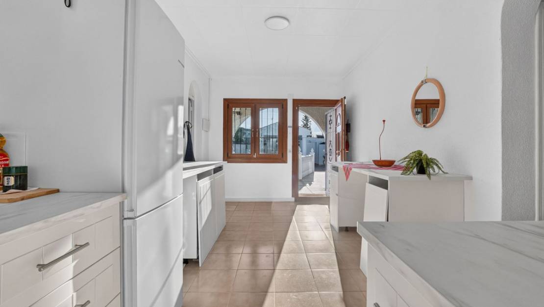 Sale - Villa - Torrevieja - Torrevieja Centro