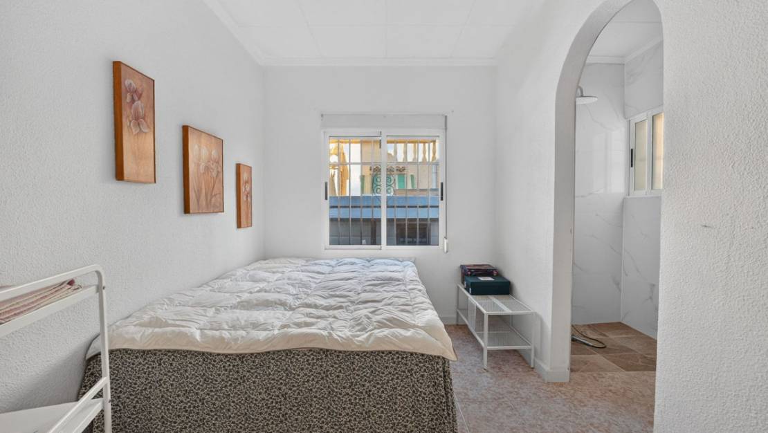 Sale - Villa - Torrevieja - Torrevieja Centro