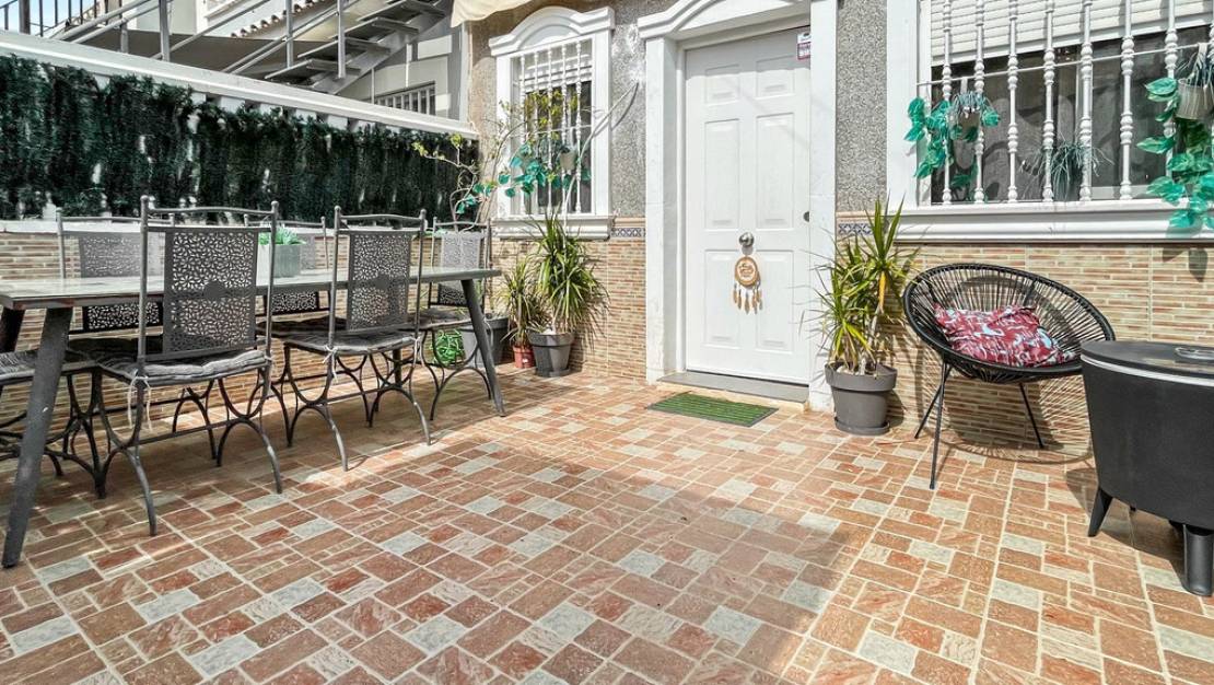Sale - Villa - Torrevieja - Torrevieja Centro