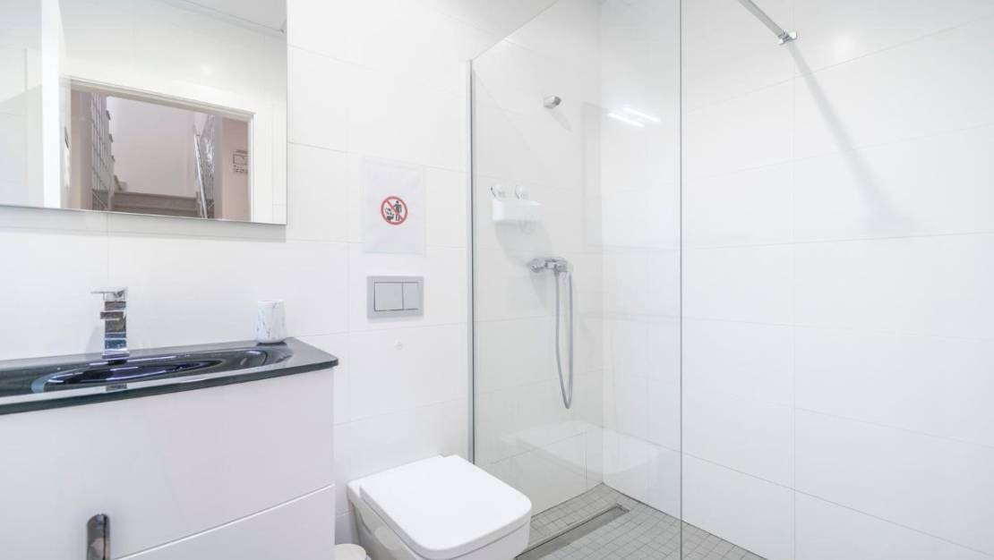 Sale - Villa - Torrevieja - Torrevieja Centro