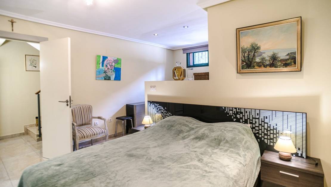 Sale - Villa - Torrevieja - Torrevieja Centro