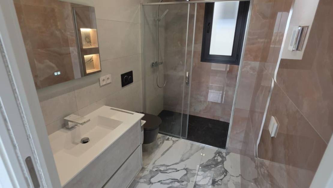 Sale - Villa - Torrevieja - Torrevieja Centro