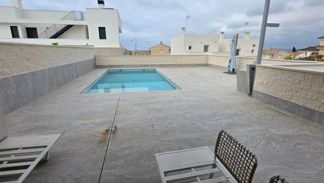 Sale - Villa - Torrevieja - Torrevieja Centro
