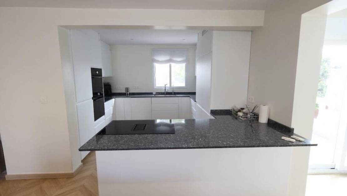 Sale - Villa - Torrevieja - Torrevieja Centro