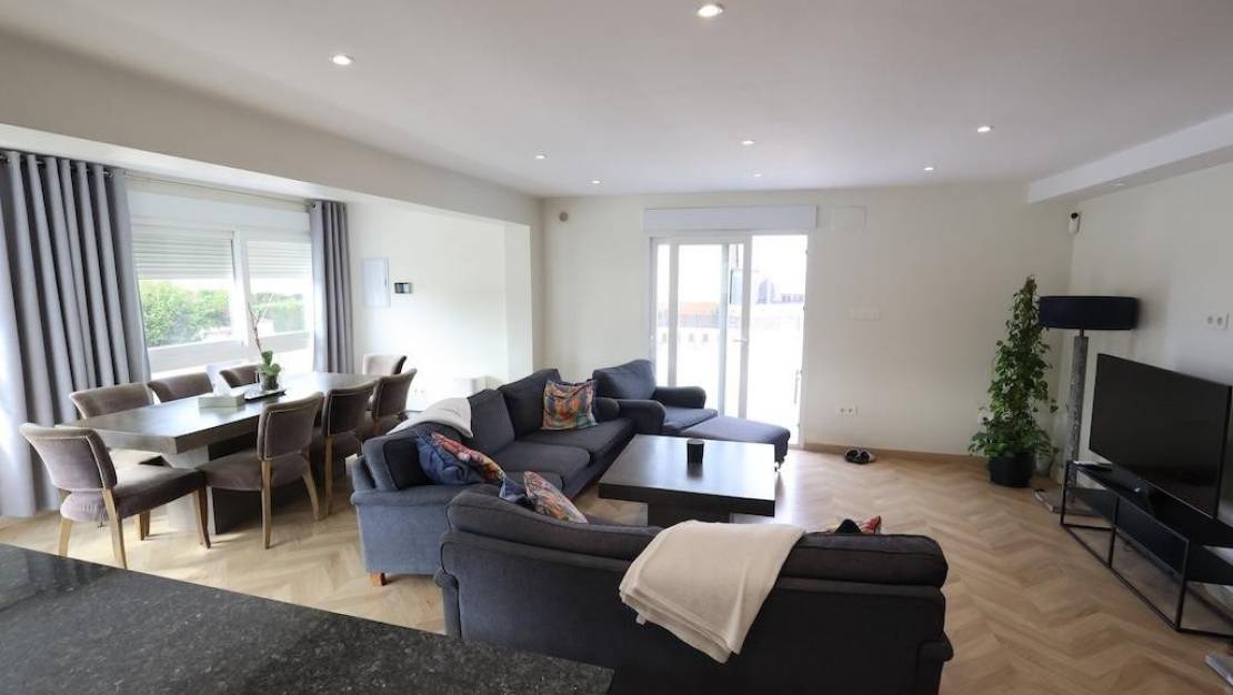 Sale - Villa - Torrevieja - Torrevieja Centro