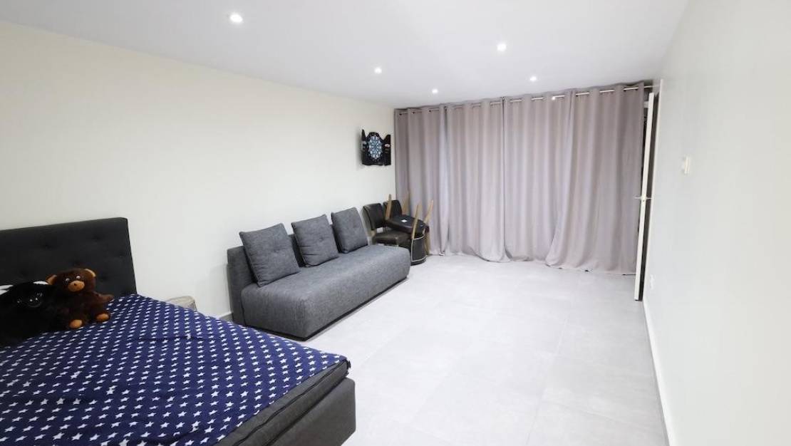 Sale - Villa - Torrevieja - Torrevieja Centro