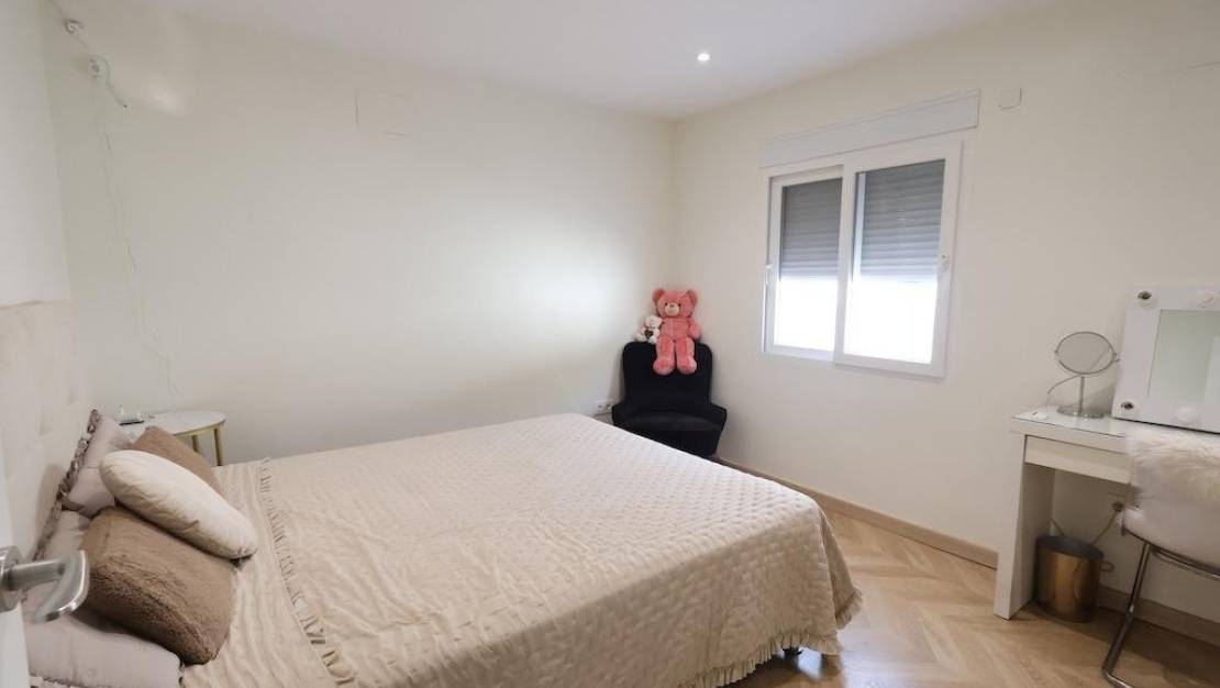 Sale - Villa - Torrevieja - Torrevieja Centro