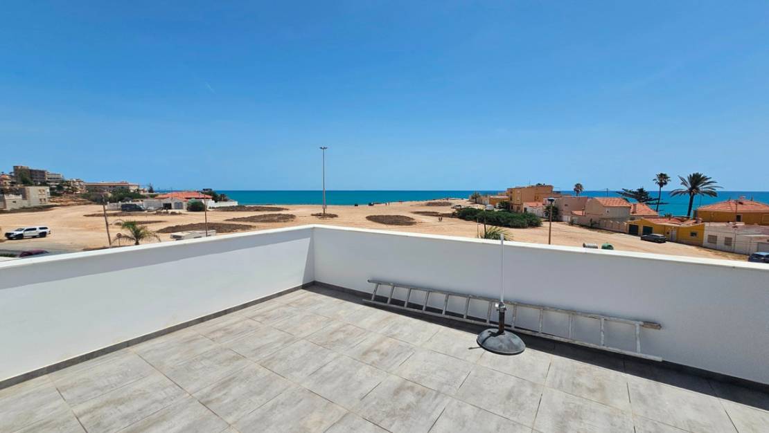 Sale - Villa - Torrevieja - Torrevieja Centro