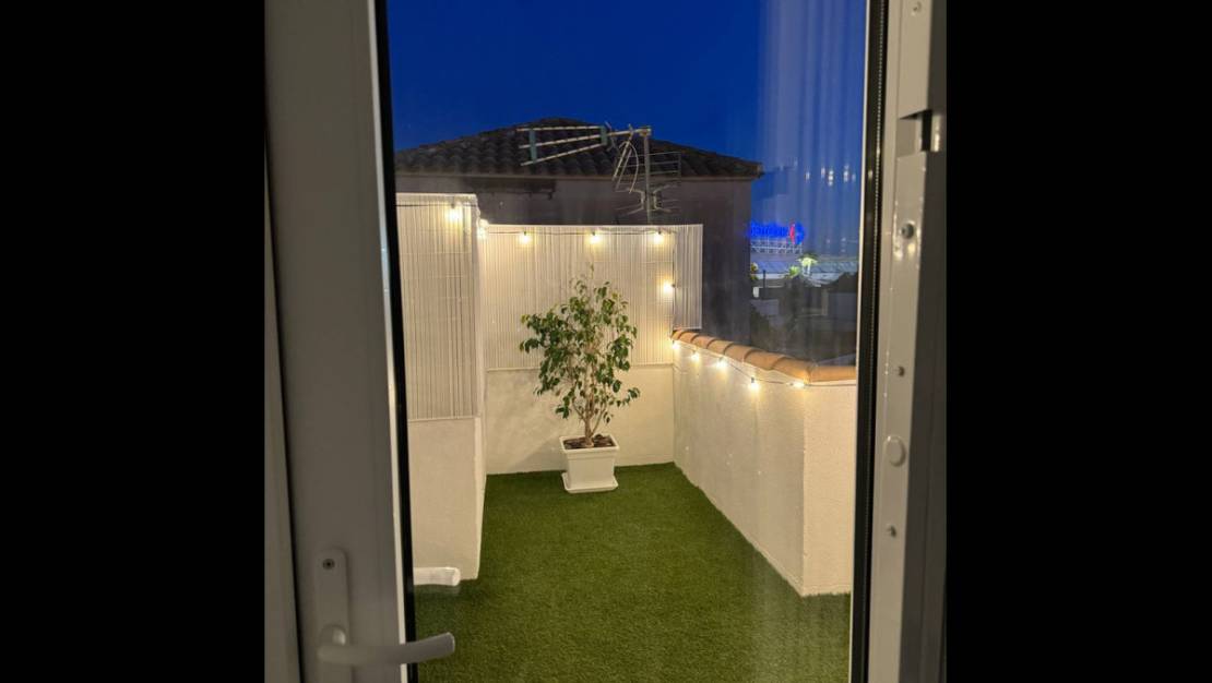 Sale - Villa - Torrevieja - Torrevieja Centro