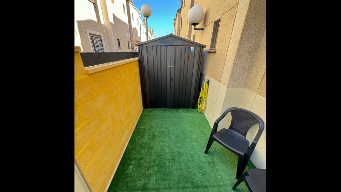 Sale - Villa - Torrevieja - Torrevieja Centro