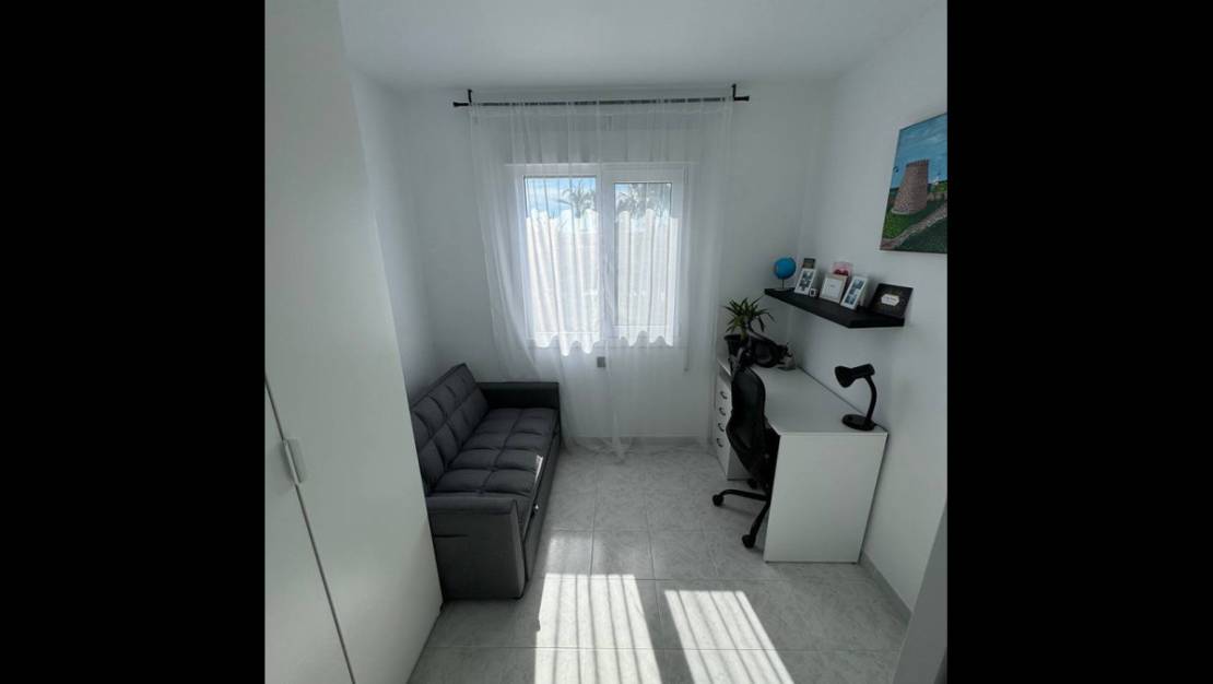 Sale - Villa - Torrevieja - Torrevieja Centro