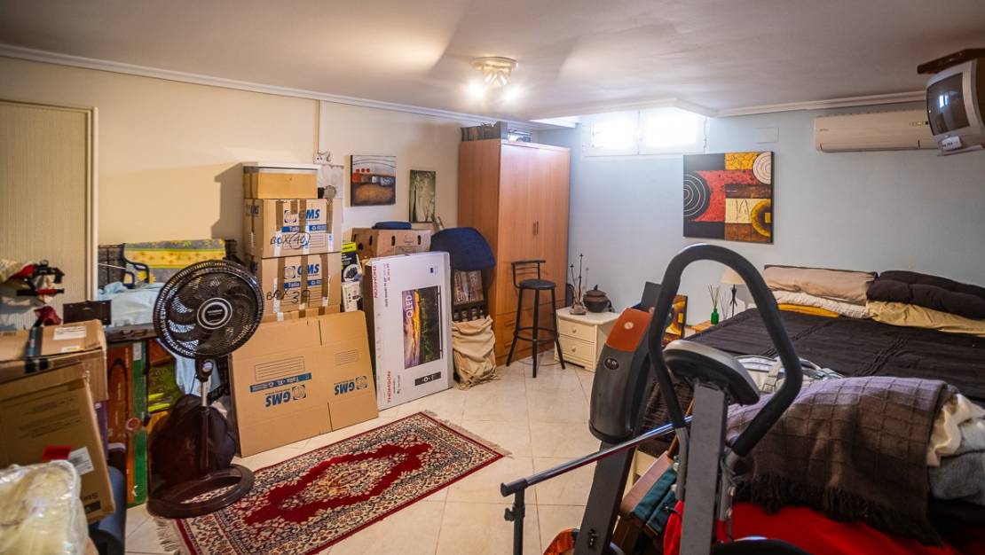 Sale - Villa - Torrevieja - Torrevieja Centro