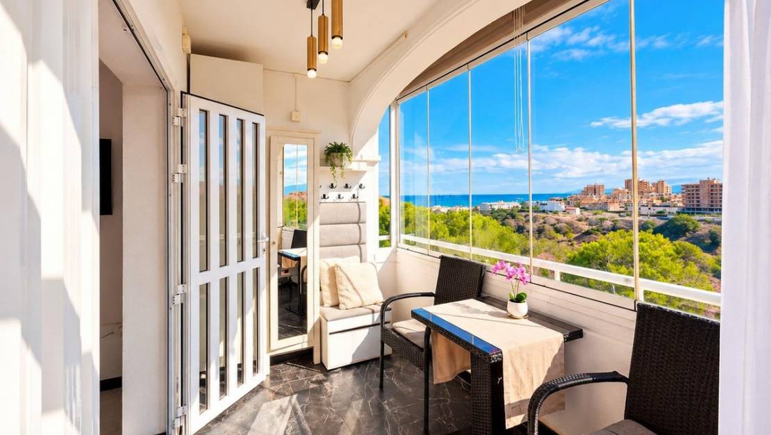 Sale - Villa - Torrevieja - Torrevieja Centro