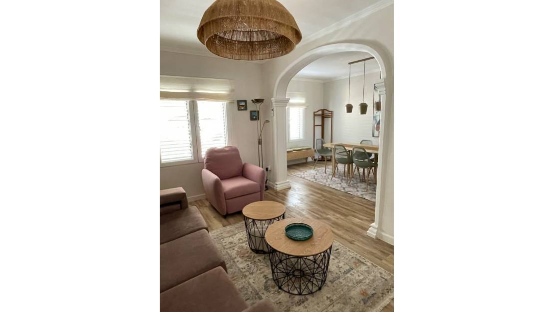 Sale - Villa - Torrevieja - Torrevieja Centro