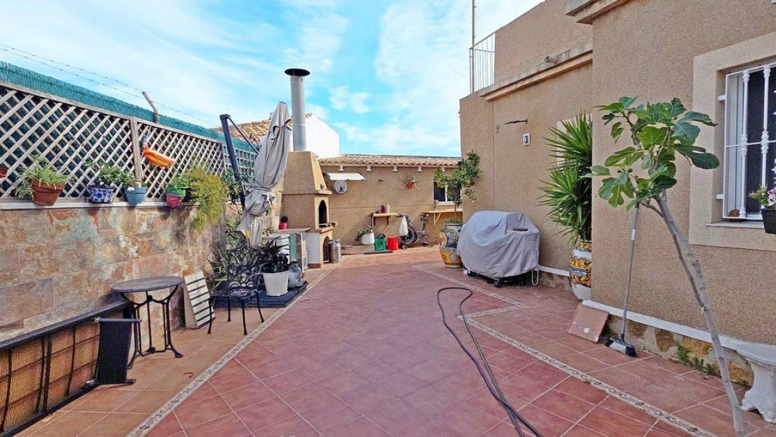 Sale - Villa - Torrevieja - Torrevieja Centro