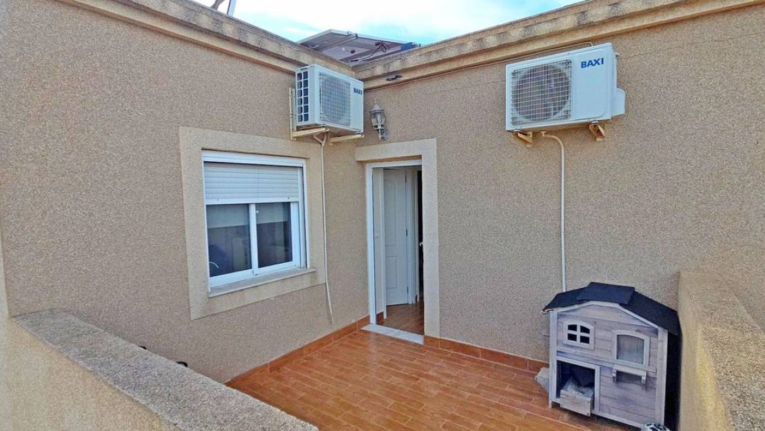 Sale - Villa - Torrevieja - Torrevieja Centro