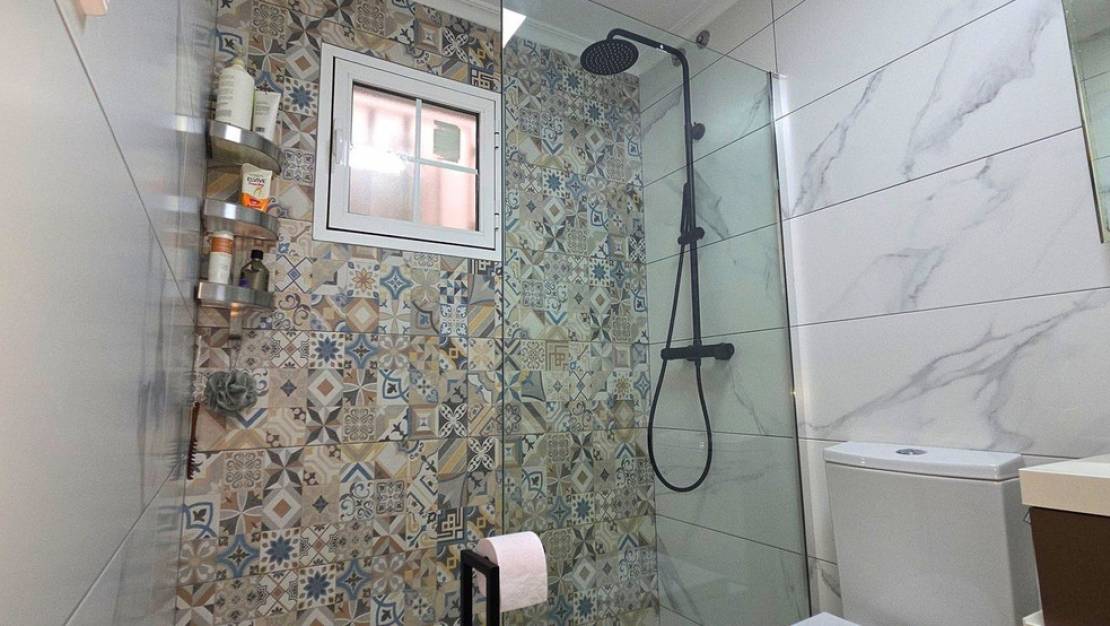 Sale - Villa - Torrevieja - Torrevieja Centro