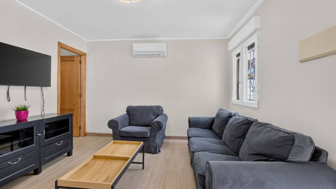 Sale - Villa - Torrevieja - Torrevieja Centro