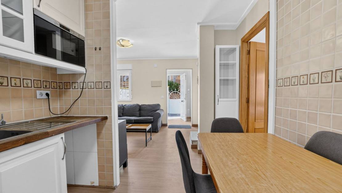 Sale - Villa - Torrevieja - Torrevieja Centro