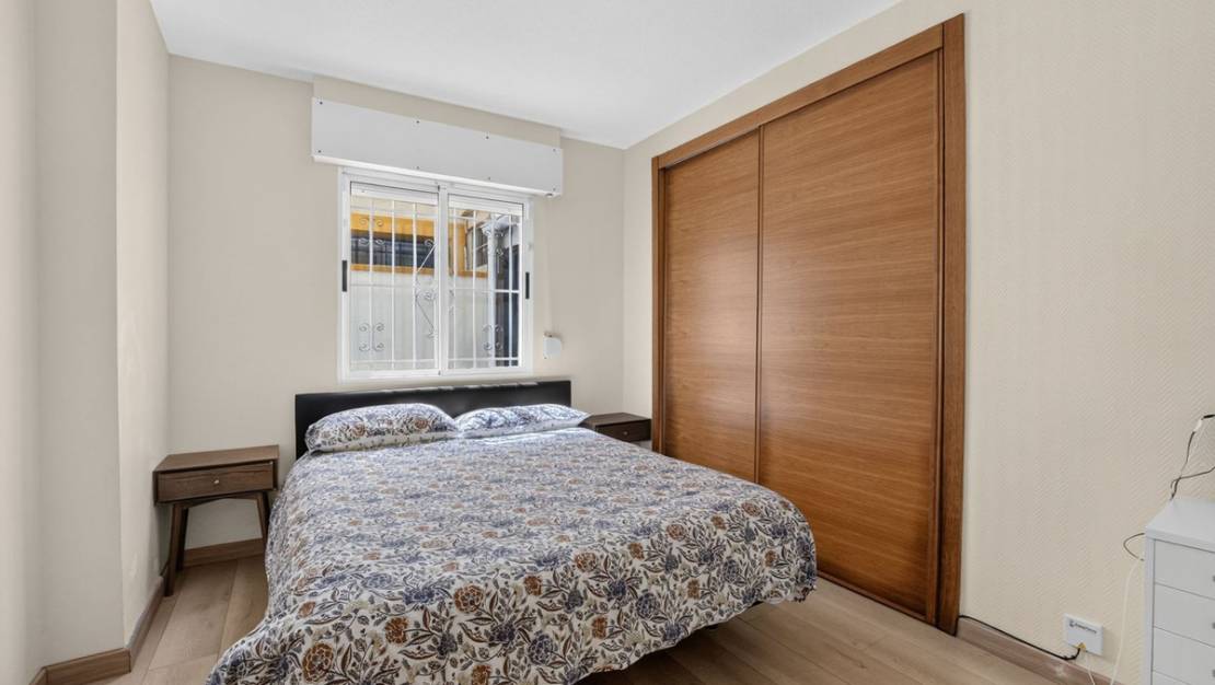 Sale - Villa - Torrevieja - Torrevieja Centro