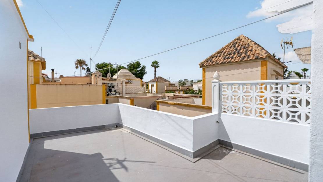 Sale - Villa - Torrevieja - Torrevieja Centro
