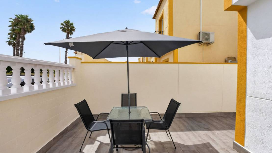 Sale - Villa - Torrevieja - Torrevieja Centro