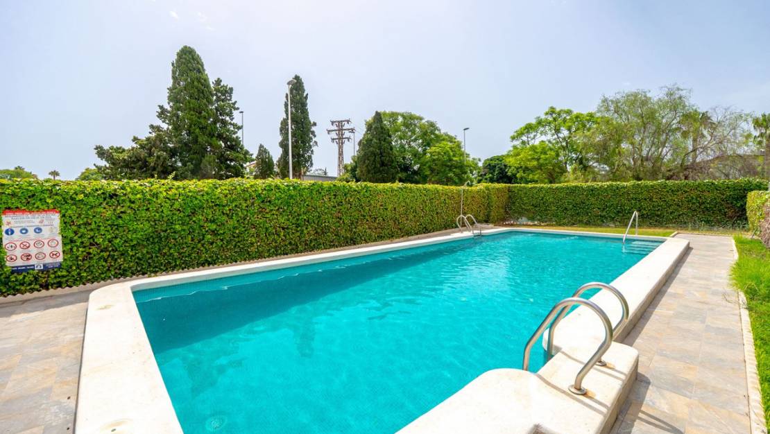 Sale - Villa - Torrevieja - Torrevieja Centro
