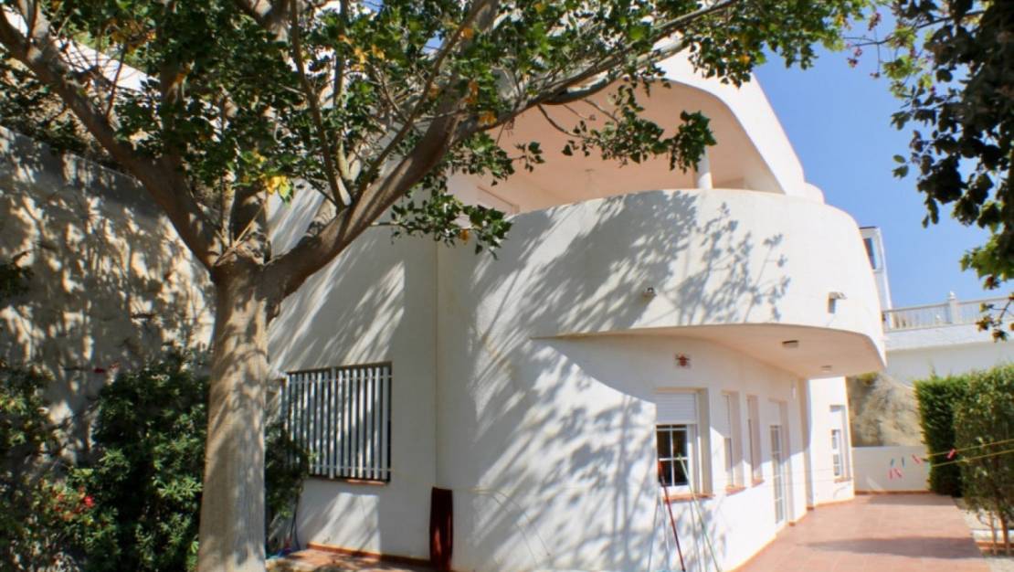 Sale - Villa - Villajoyosa - Montíboli