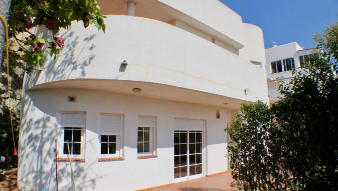 Sale - Villa - Villajoyosa - Montíboli