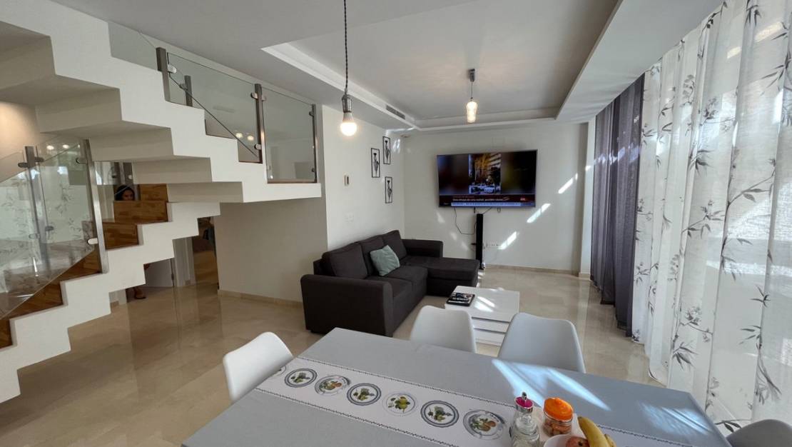 Sale - Villa - Villajoyosa - Villajoyosa Centro