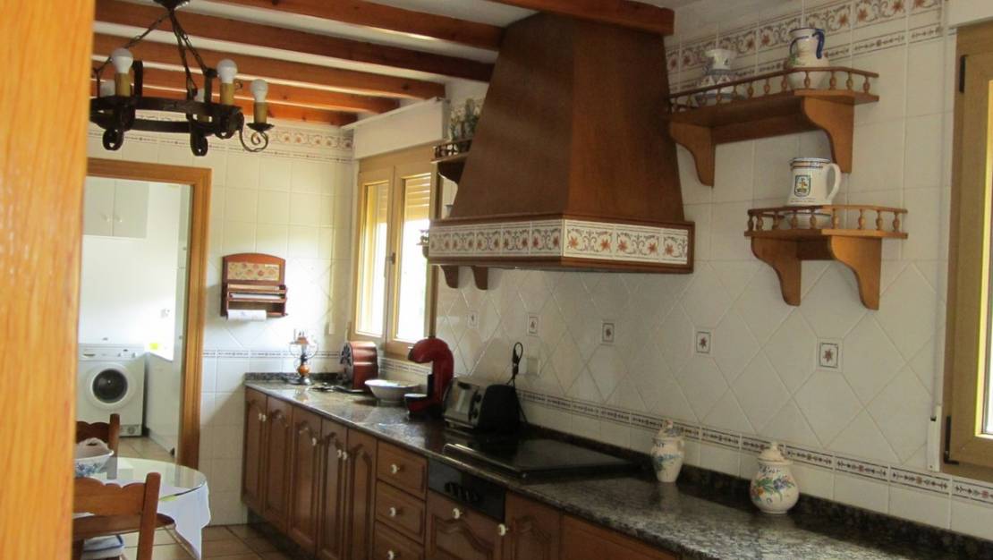 Sale - Villa - Yecla - Yecla Centro