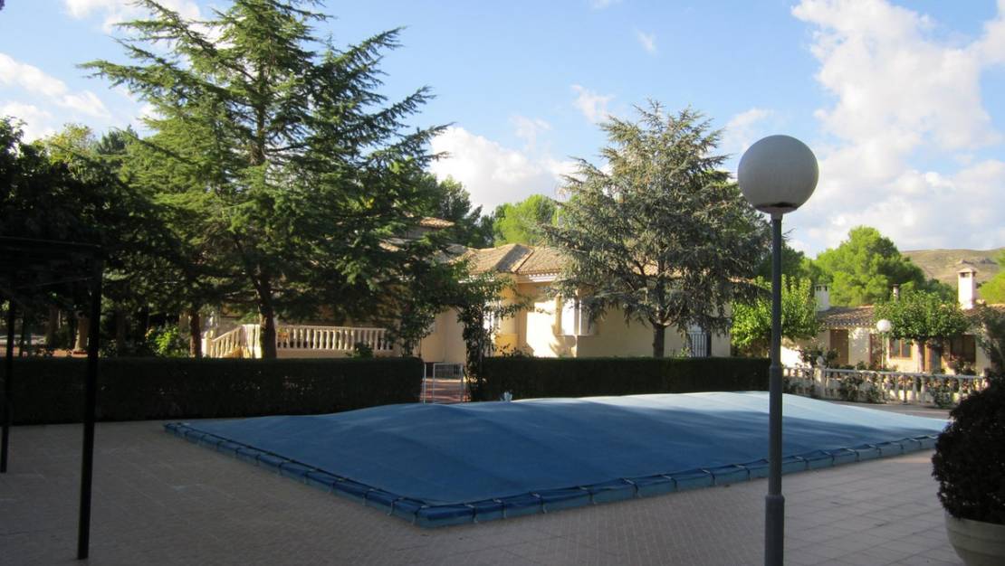 Sale - Villa - Yecla - Yecla Centro