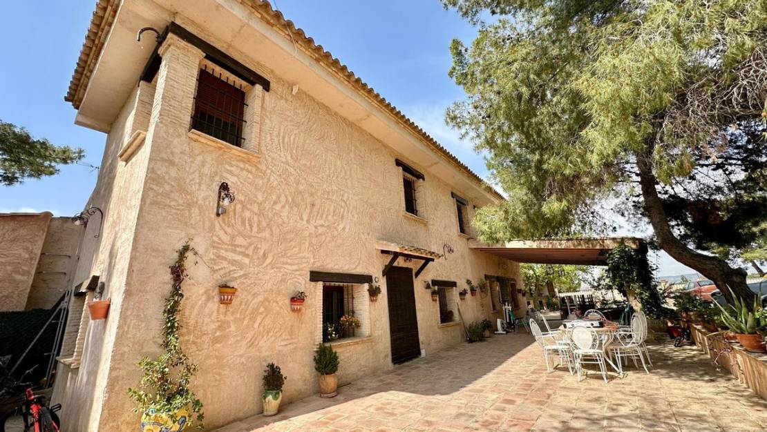 Sale - Villa - Yecla - Yecla Centro