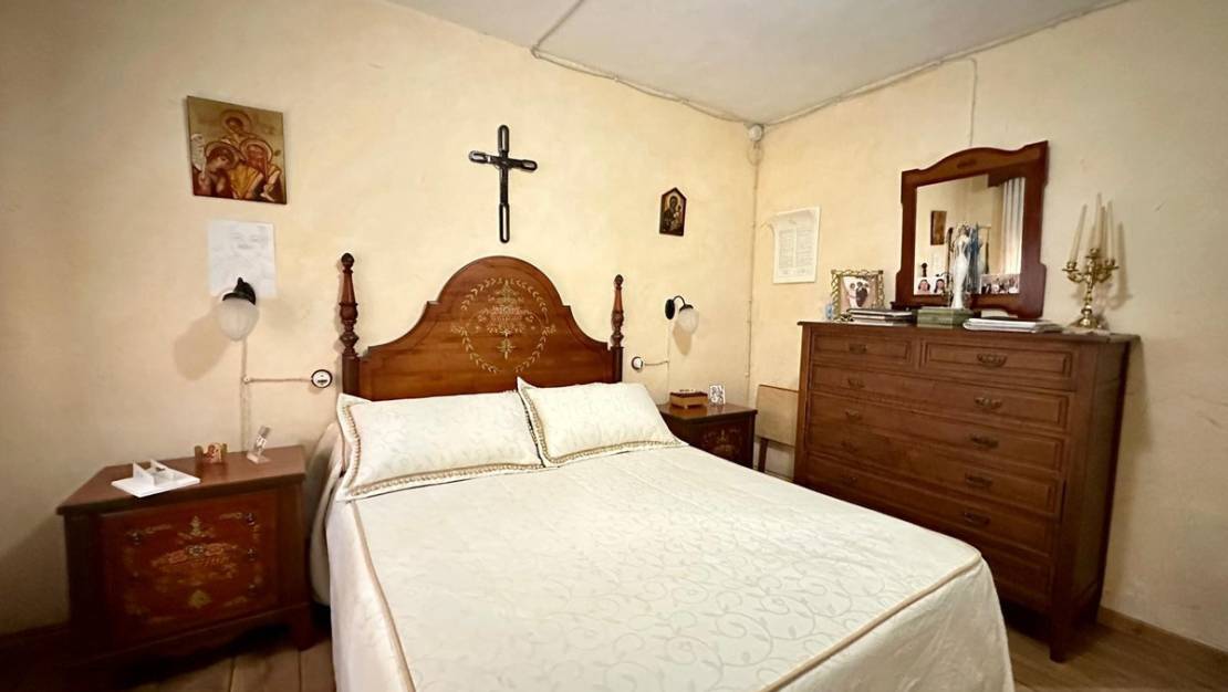 Sale - Villa - Yecla - Yecla Centro